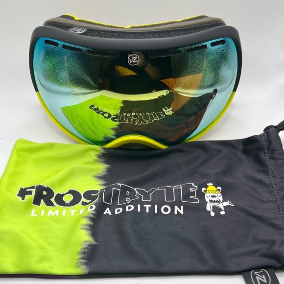 VonZipper snowboarding Goggles - Picture 6 of 6